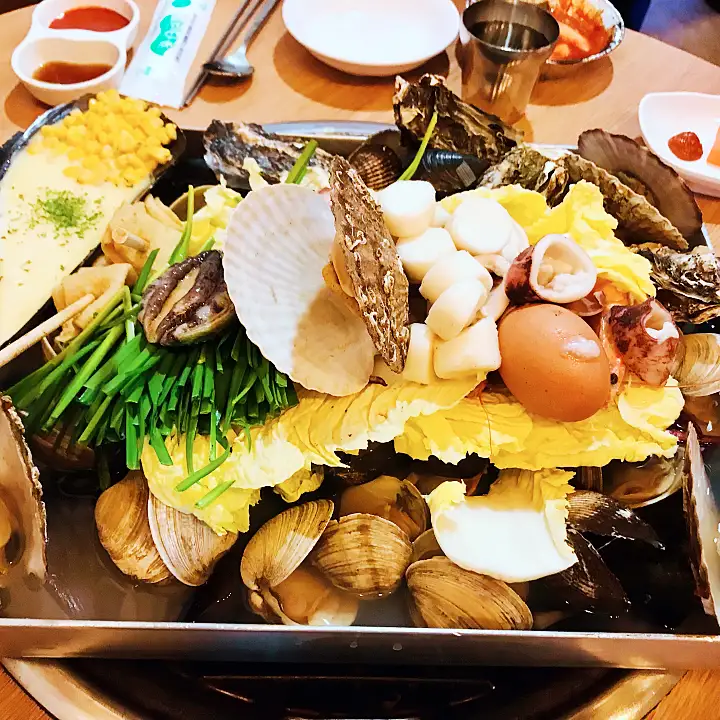 생방송오늘저녁 신설동 칼국수 사리 추가 대왕 조개찜 맛집 추천
