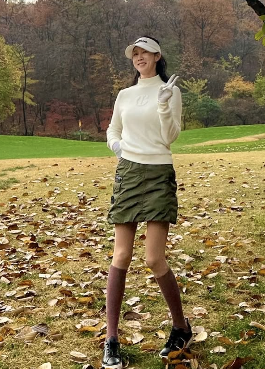 이수경 와인 가격과 아파트&amp;#44; 솔로라서에서 공개된 그녀의 반전 일상