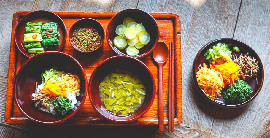 50대 식단, '몸에 좋다'는 것만 찾다간 큰일나요?