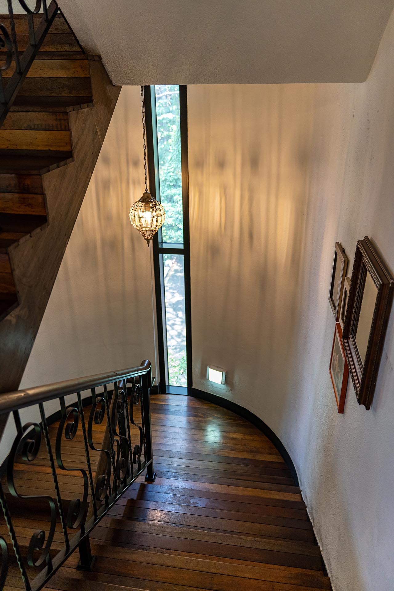 괴정 카페 만디 2층