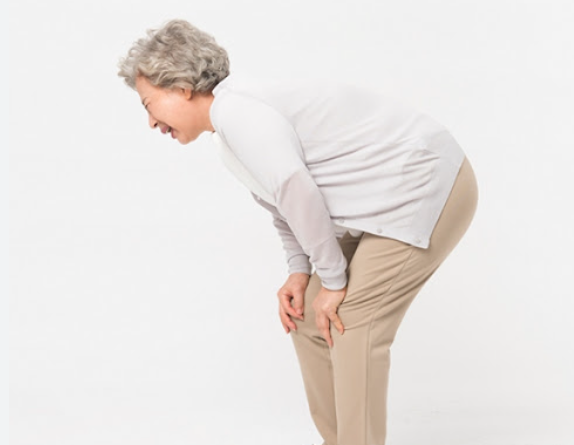 무릎 통증, 50대 이상 64%가 겪는 이유는?