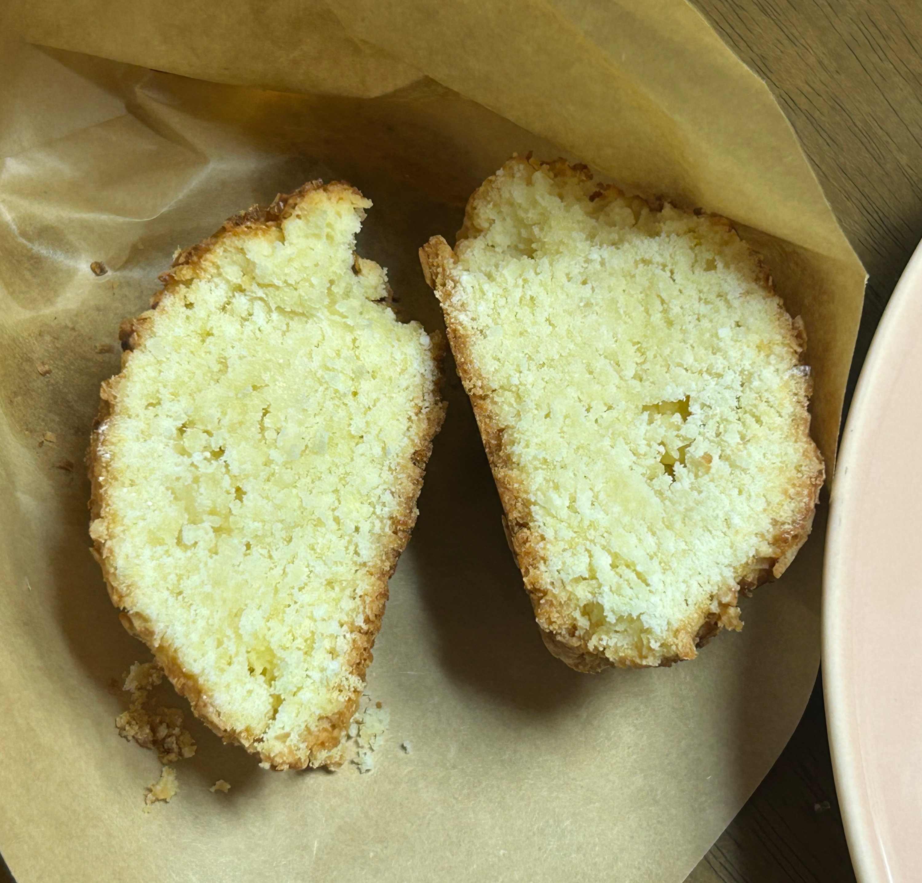 코코넛 스콘 단면