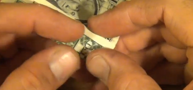 지폐나 달러로 선물 접는과정