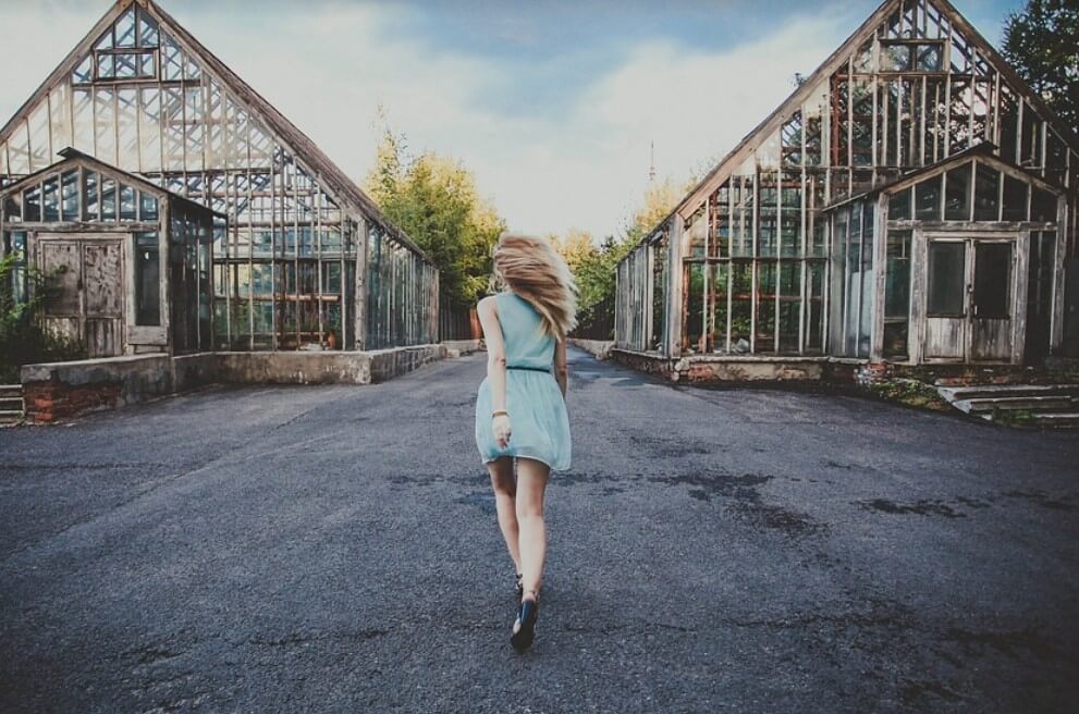 쫓기다가 잡히는 꿈
쫓기다가 경찰에게 잡히는 꿈