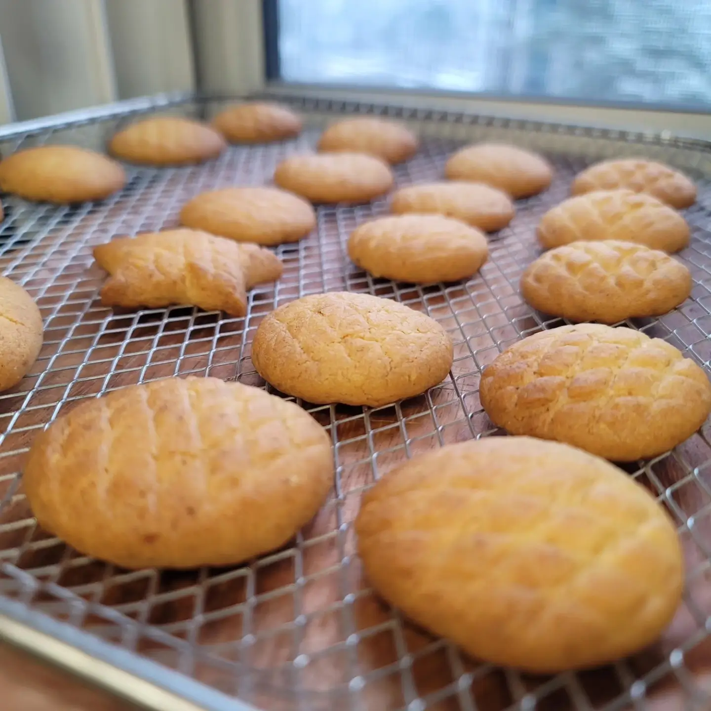 아이닉 오븐형 에어프라이어로 만든 베이커리