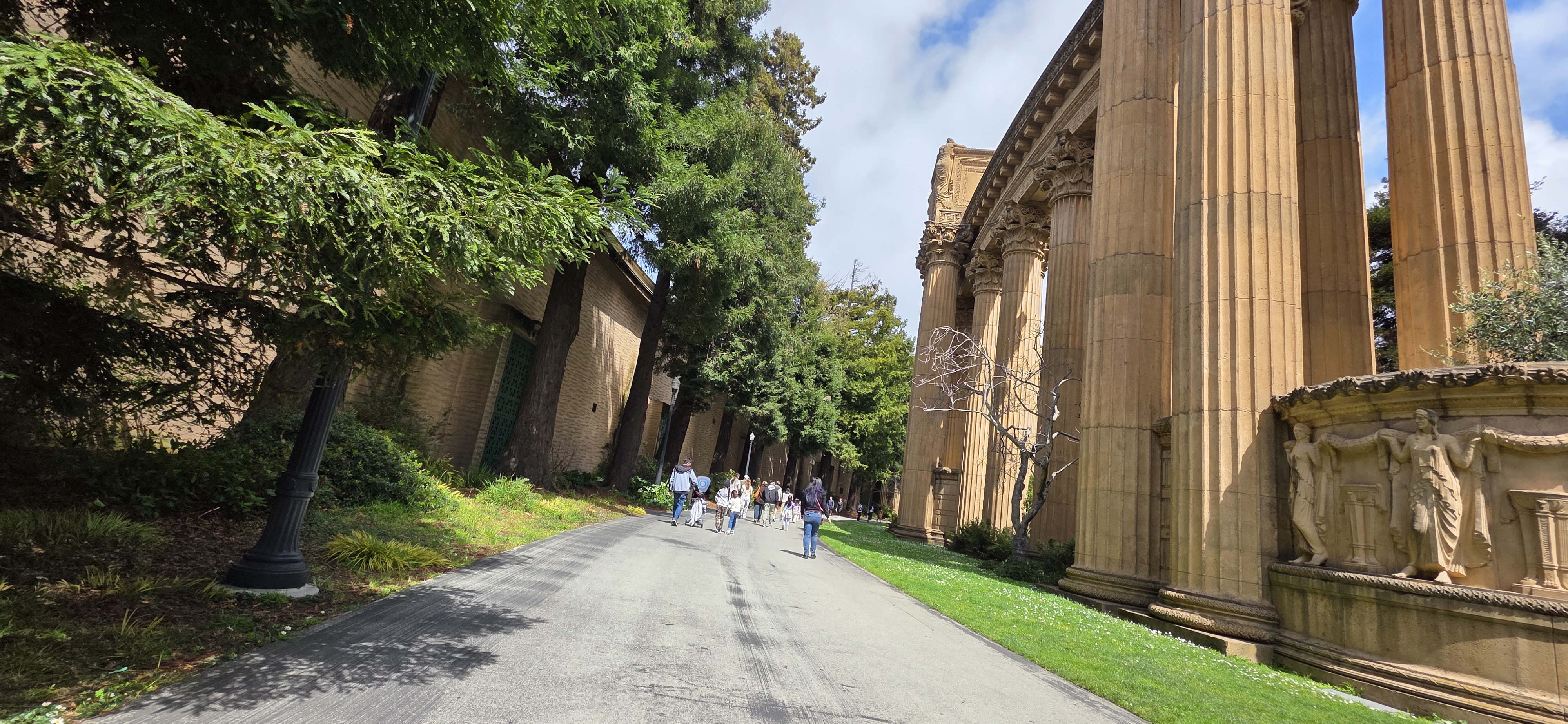 Palace of Fine Arts 산책로