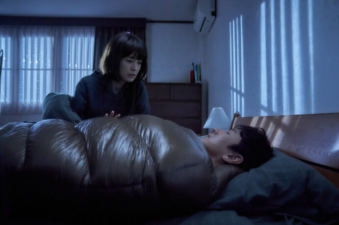 영화 잠 정유미 이선균