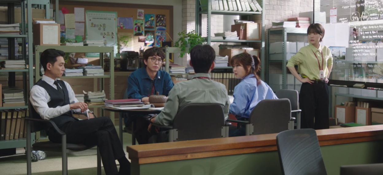 경계 Tale Underneath