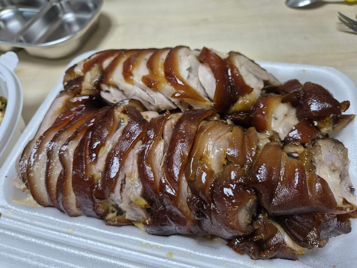 윤기좔좔, 참족발