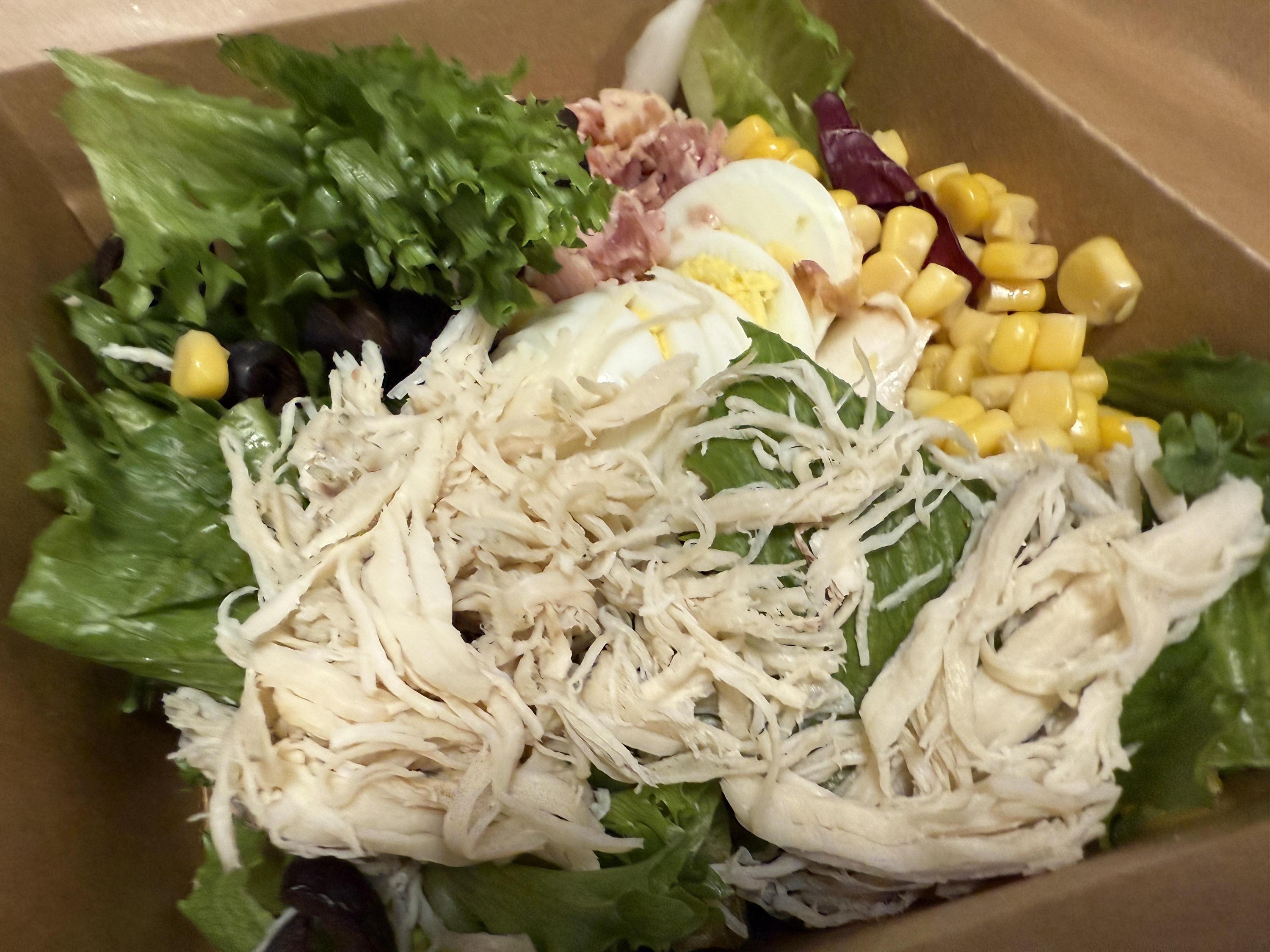 다이어트 체중관리를 위한 건강한 한끼 식사 샐러드 메뉴