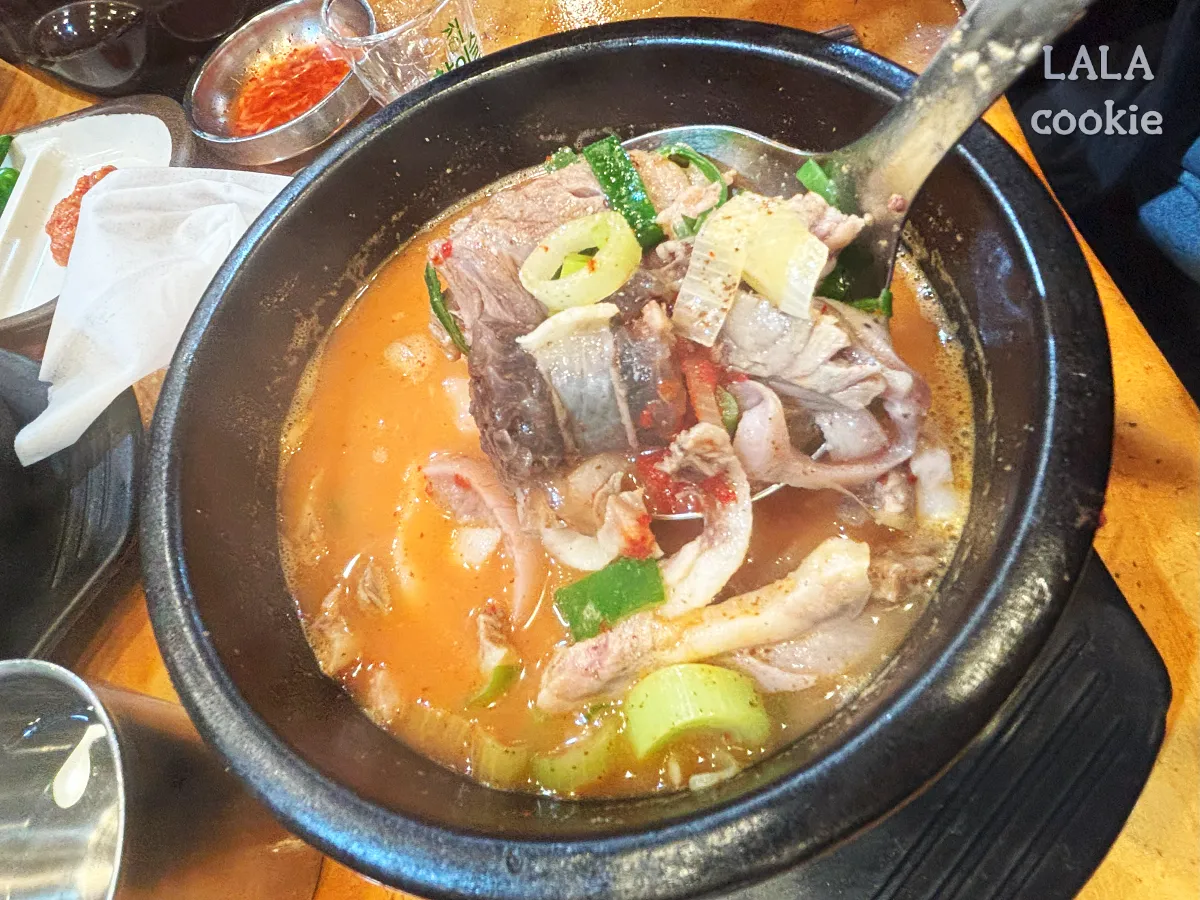 서울-도봉구-창동역-맛집-아바이-토종-순대국-통통한-순대