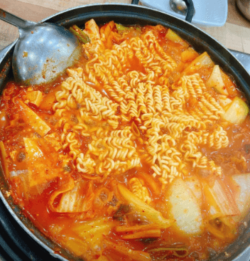생방송투데이 두루치기 독산동 맛집