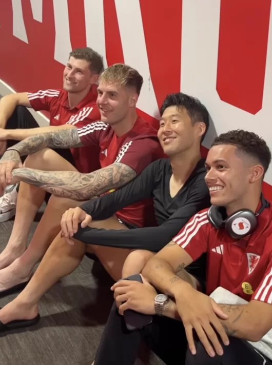 웨일스전 경기결과