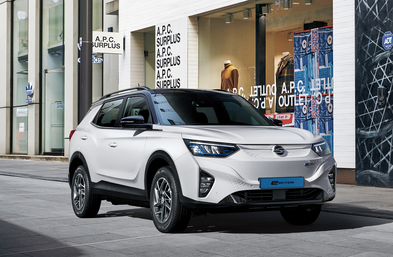 쌍용 코란도 이모션 차량 이미지