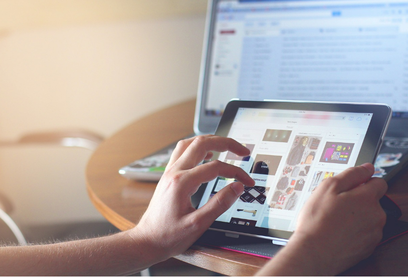 디지털 노마드 시대, 원격 근무자를 위한 창업 아이템