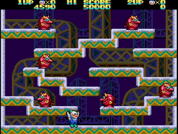 다양한 상황에서도 열심히 공격을 하고 있는 주인공을 담고 있습니다