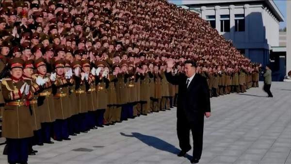 김정은 지휘관 소집과 남부 국경 요새화 선언, 북한의 군사 조직 개편 시나리오 분석