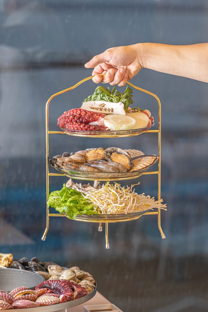 생방송오늘저녁 꽃쟁반칼국수 오이도 칼국수 맛집