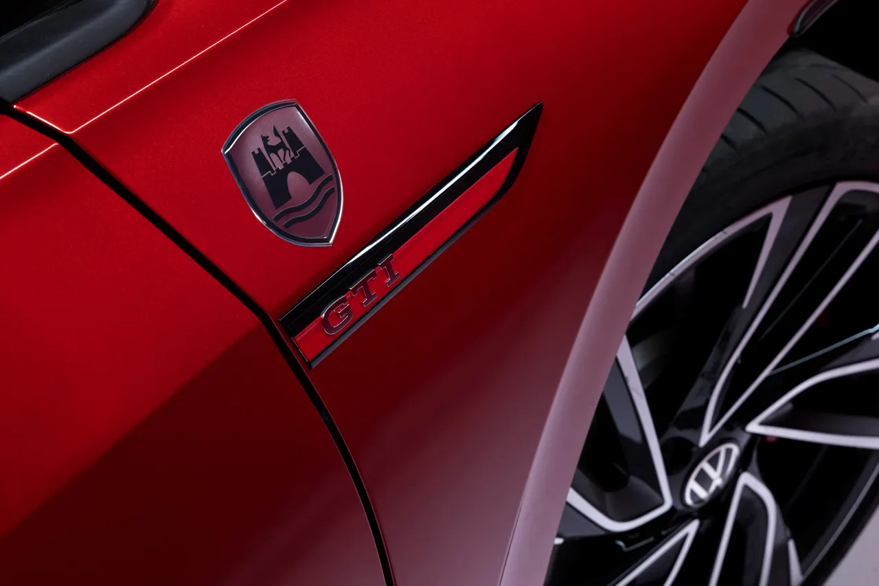 폭스바겐 골프 GTI 이미지