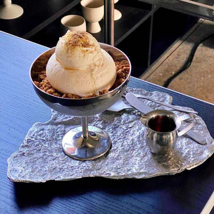 토요일은 밥이좋아 신용산 용리단길 파블로바 맛집 호주 대표 디저트 베이커리 카페 머랭 위 크림 과일 토핑 서울 핫플 6미 토밥 좋아 추천 방송정보