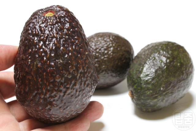 맛있는 아보카도 고르는법,좋은 아보카도 고르기 먹는 방법,팁줌