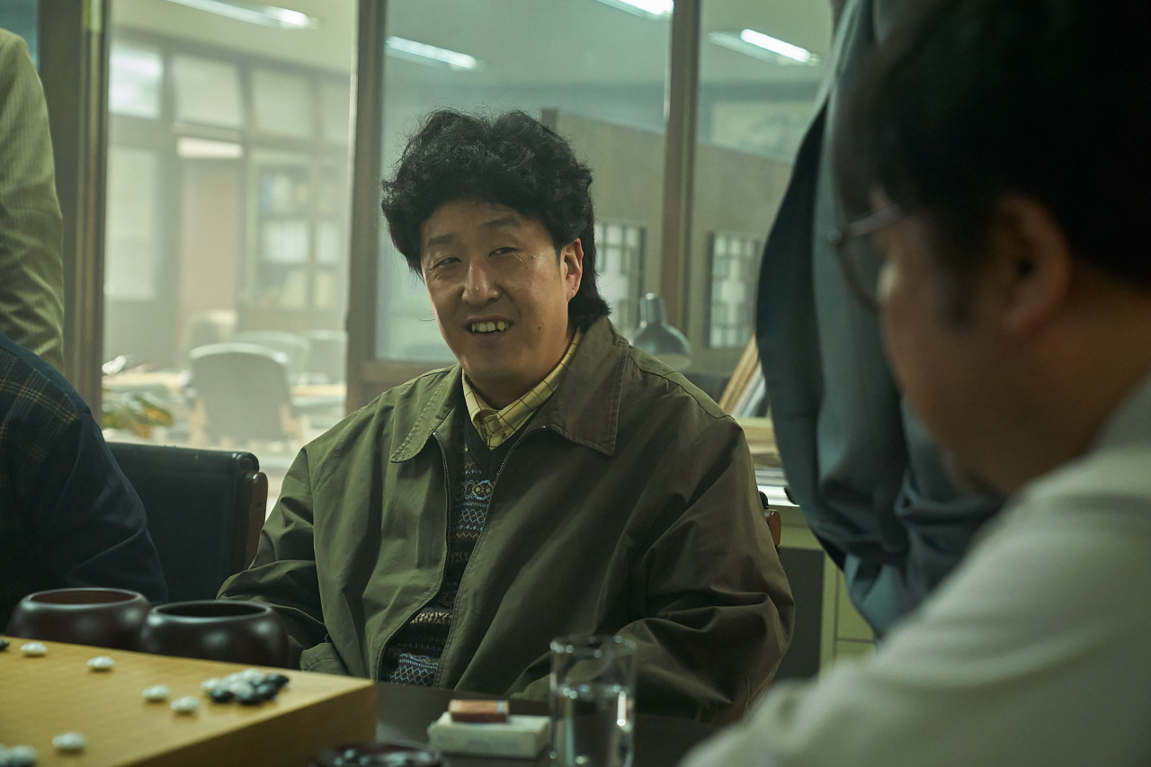 영화 승부 후기 이병헌, 유아인 실화바탕 명연기! 줄거리, 출연진, 실제 비교까지 총정리