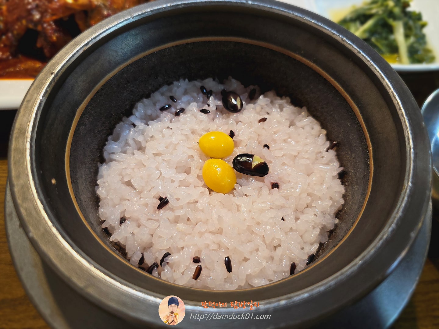돌솥밥