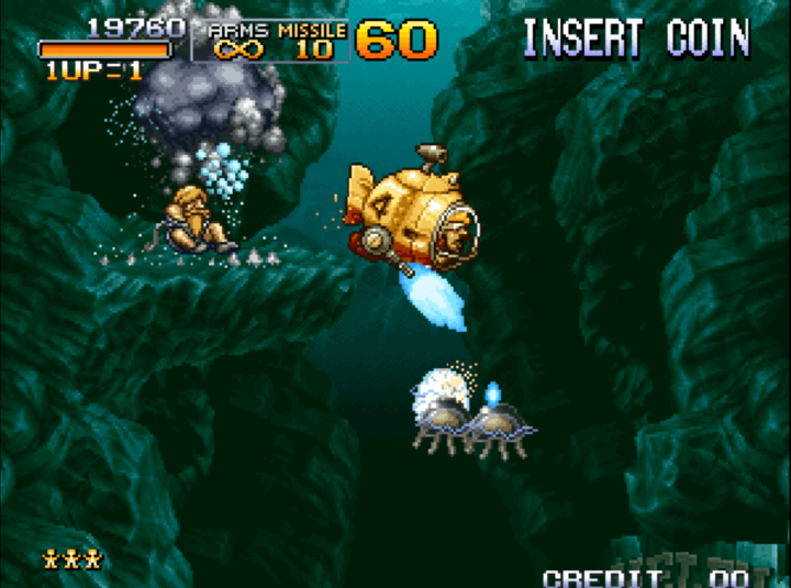 잠수함을-타고-바다-생물들을-공격하는-화면