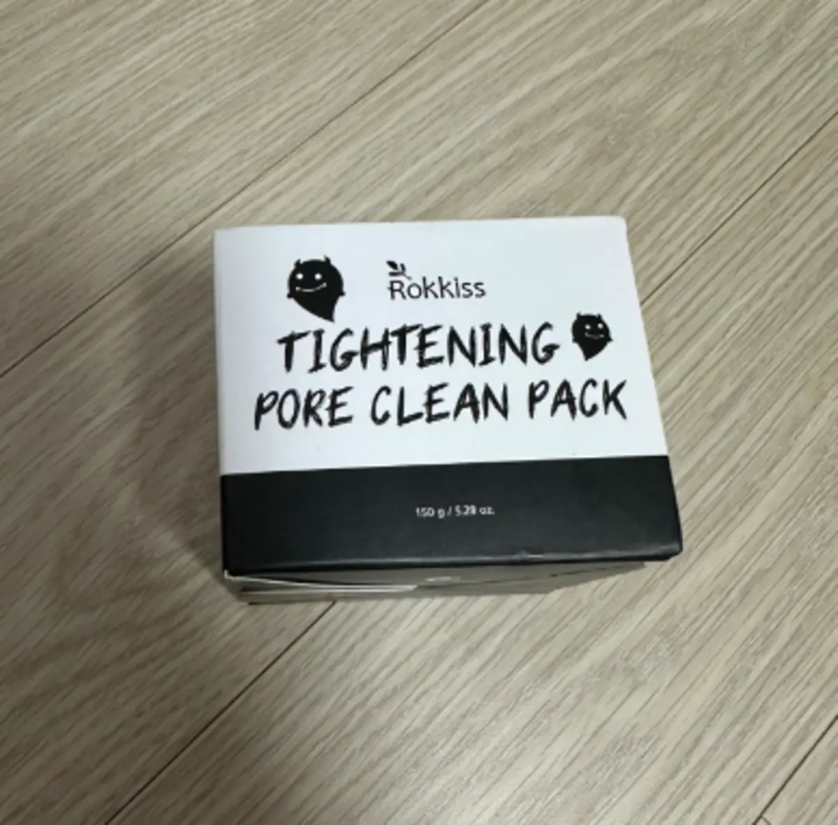 록키스 타이트닝 포어 클린 팩 제품 이미지, 모공 케어 및 딥 클렌징 마스크