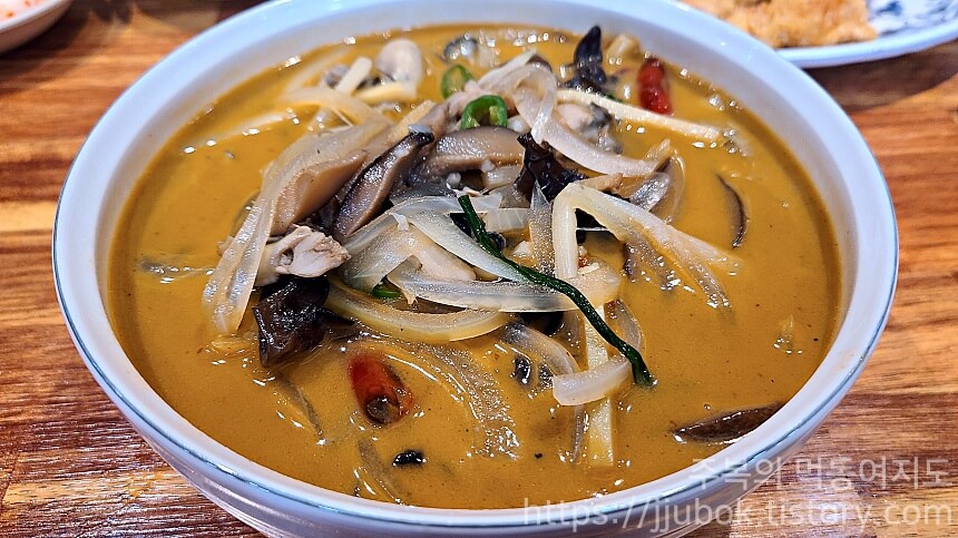 연중반점-굴짬뽕