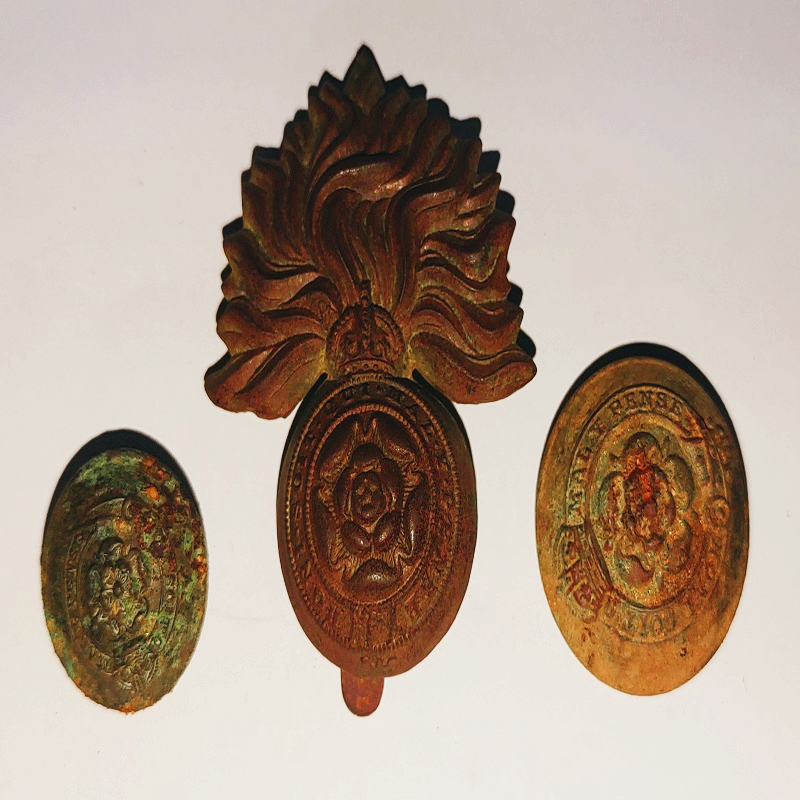 영국 왕립 소총병 캡 배지