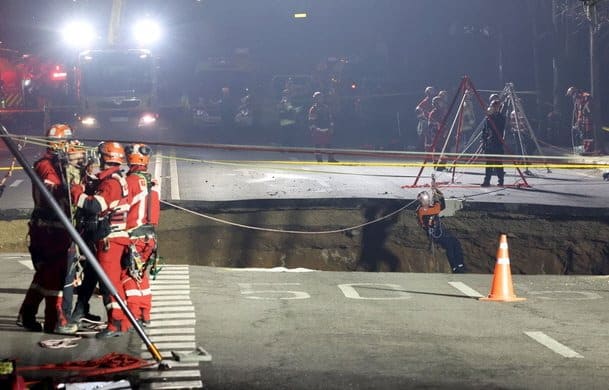 싱크홀 추락 실종자 구조작업