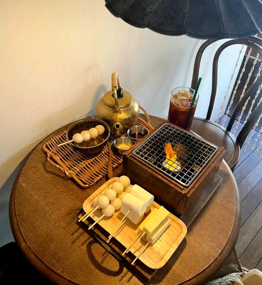 화로와 각종 당고 사진