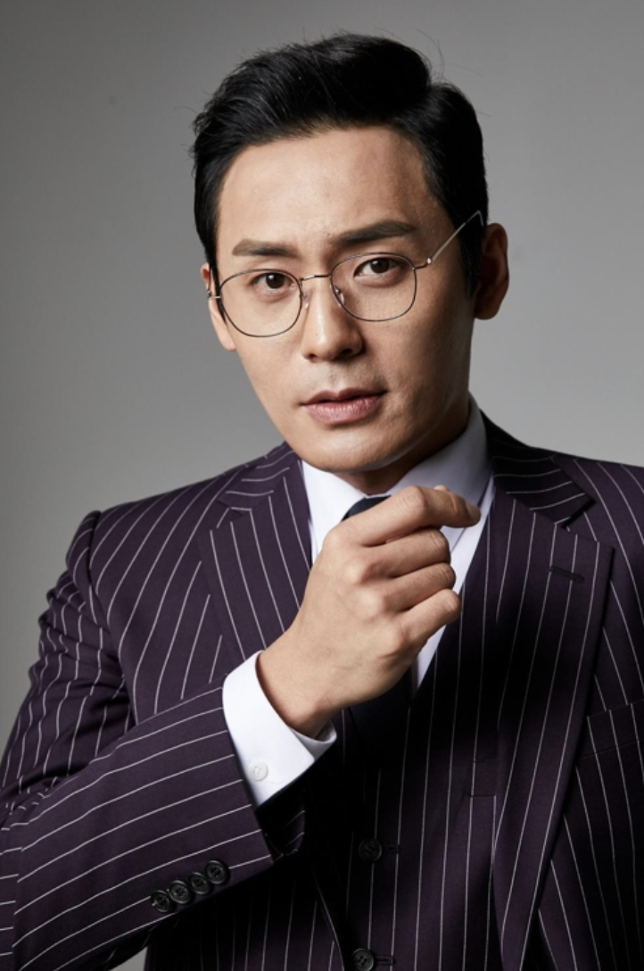 최대훈 패션 화보