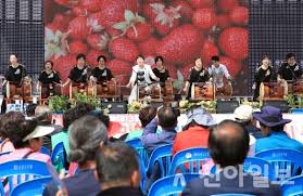 제 14회 밀양 삼랑진 딸기시배지 축제 기본일정과 프로그램 소개