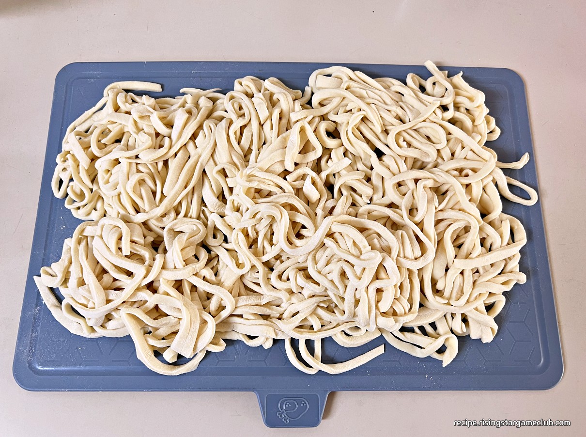 바지락 칼국수 면 완성 사진