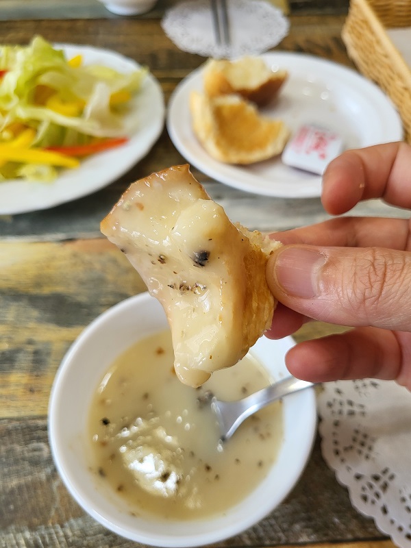 거문도 남강레스토랑 스프에 찍어 먹는 모닝빵