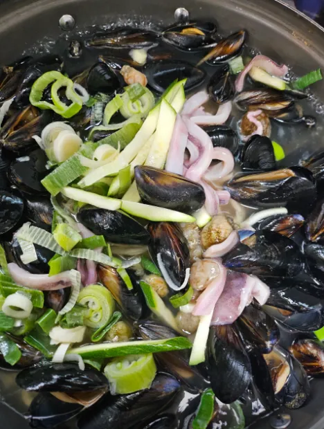 강촌 찐 해물칼국수