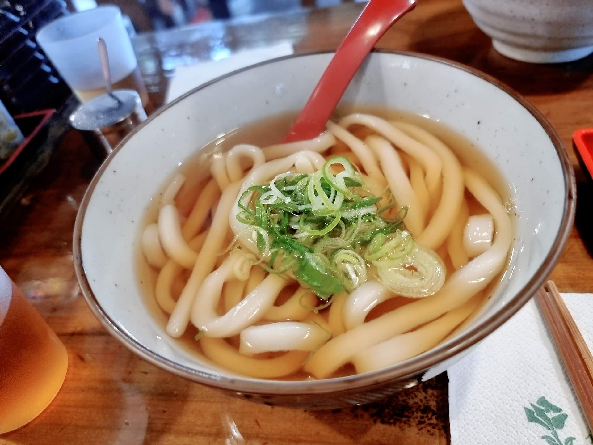 진우동