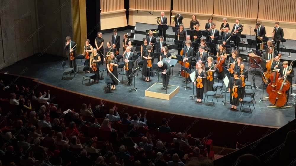 파리 여행오면 반드시 클래식 오케스트라 콘서트 경험 해보시길 추천드려요.