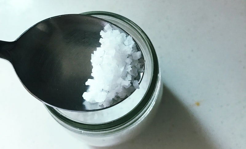 구내염 빨리 낫는 법 : 소금물