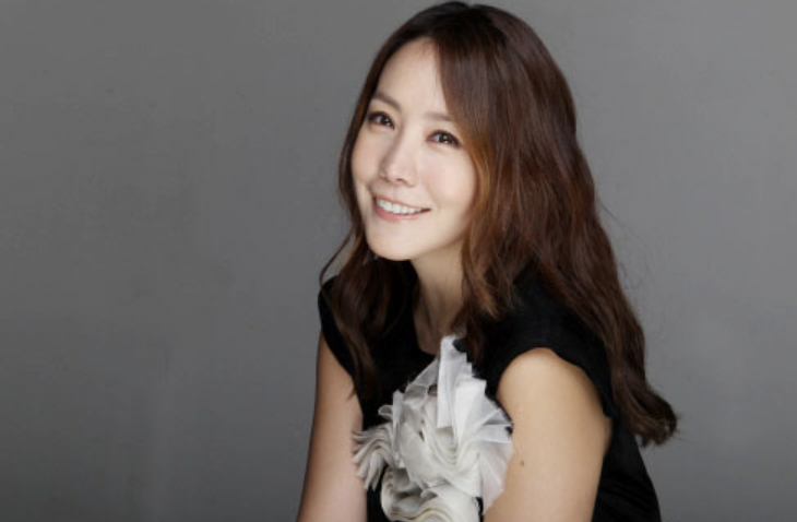 배우 김정은