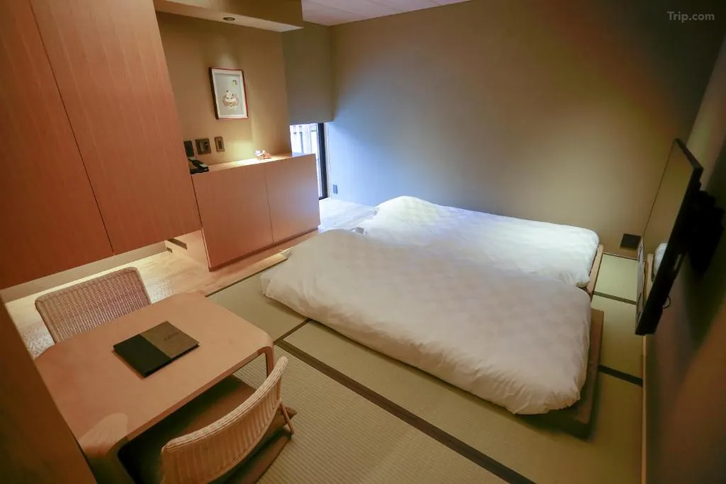 카미나리몬료칸(1)