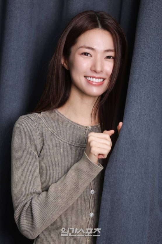 배우 하영
