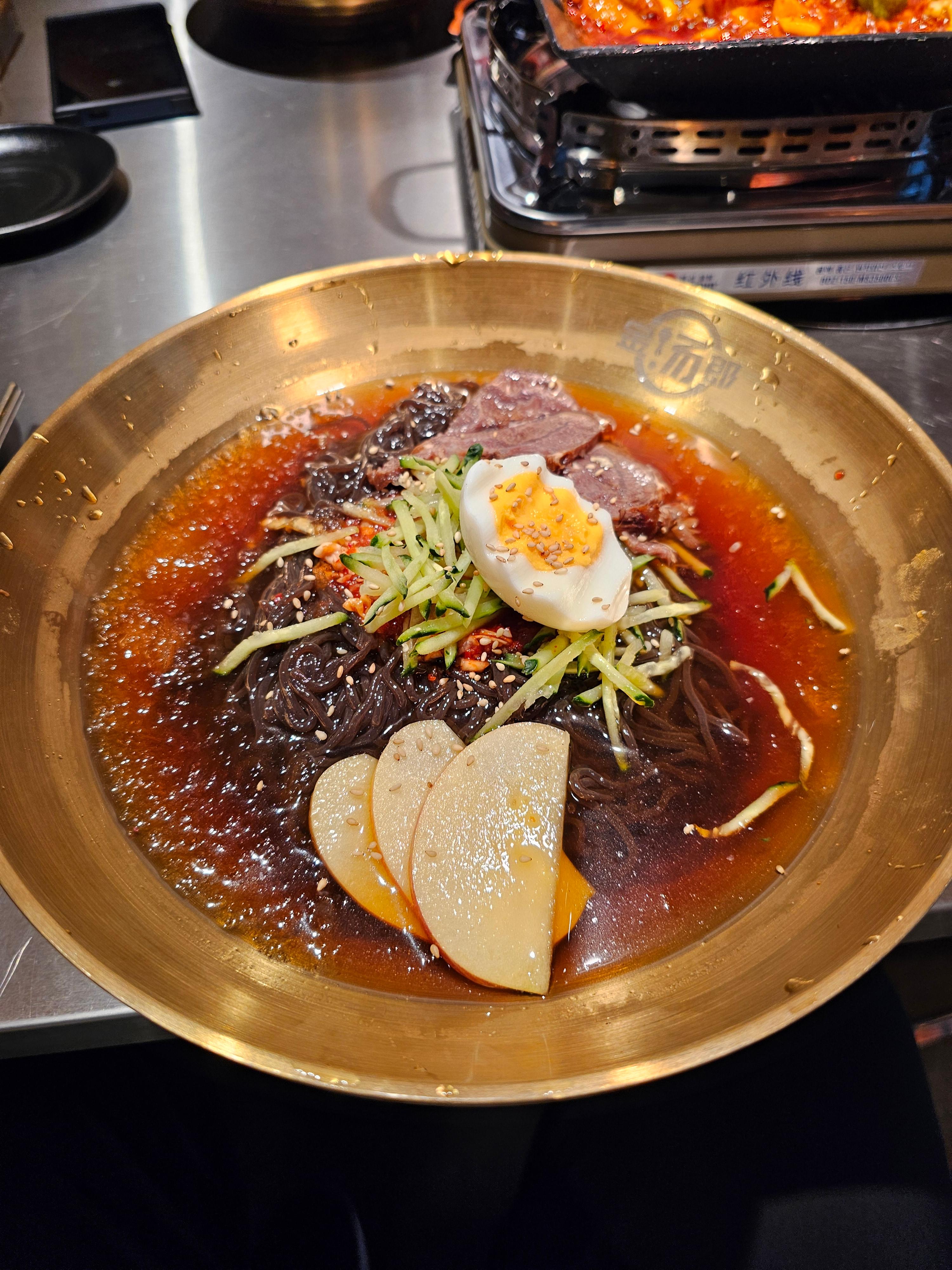 한국식당에서 먹었던 곱창과 냉면