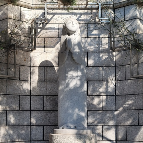 돈암동성당 성모님 상