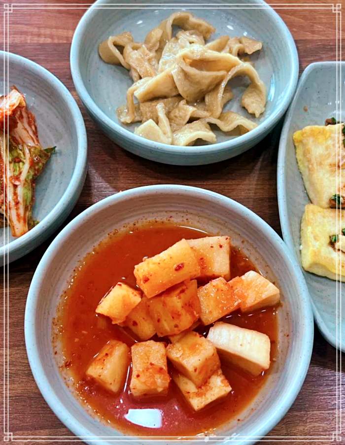 대전 송촌동 맛집 걸쭉한 추어 육수에 빠진 칼국수