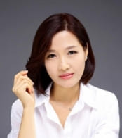 윤가령 / 영희엄마 역