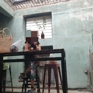 치앙마이 카페 투어 ④ : 치앙마이 동쪽 카페들 (BREWGINNING COFFEE)_실내 좌석