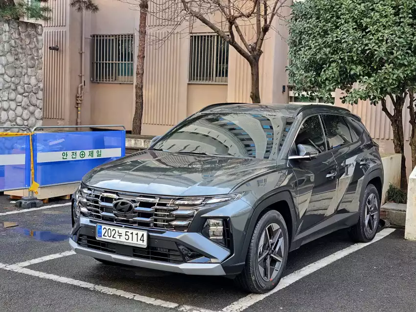 전면 주차를 권하던 아파트 단지는 후면 주차가 일반화됐습니다.